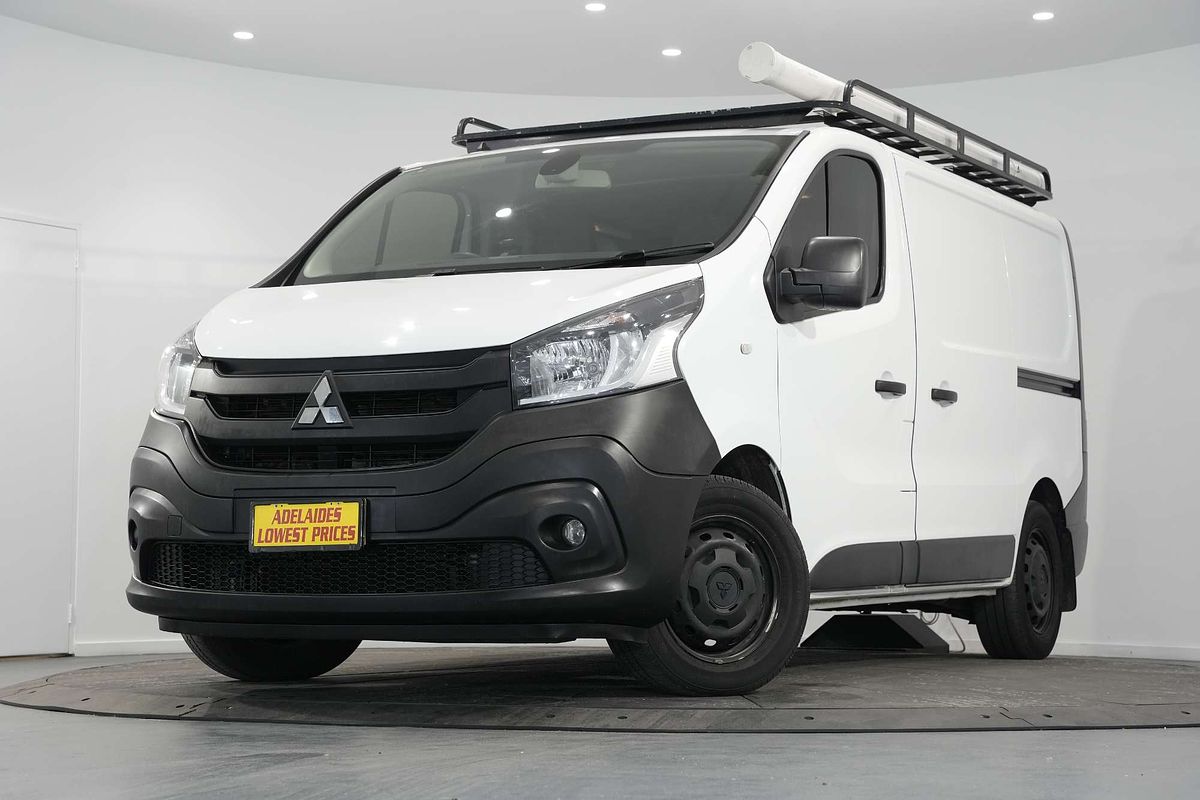 2021 Mitsubishi Express GLX SN SWB