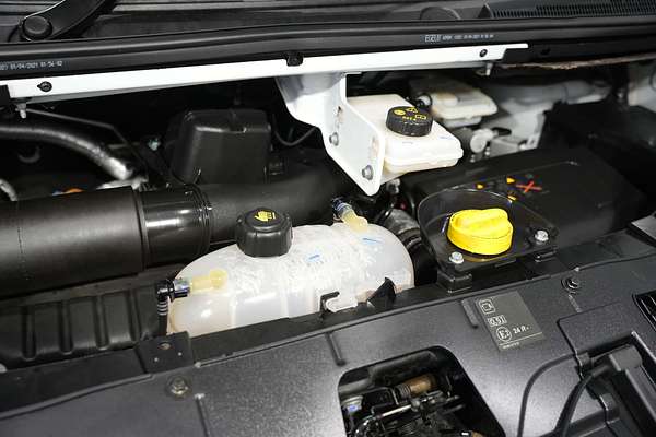 2021 Mitsubishi Express GLX SN SWB