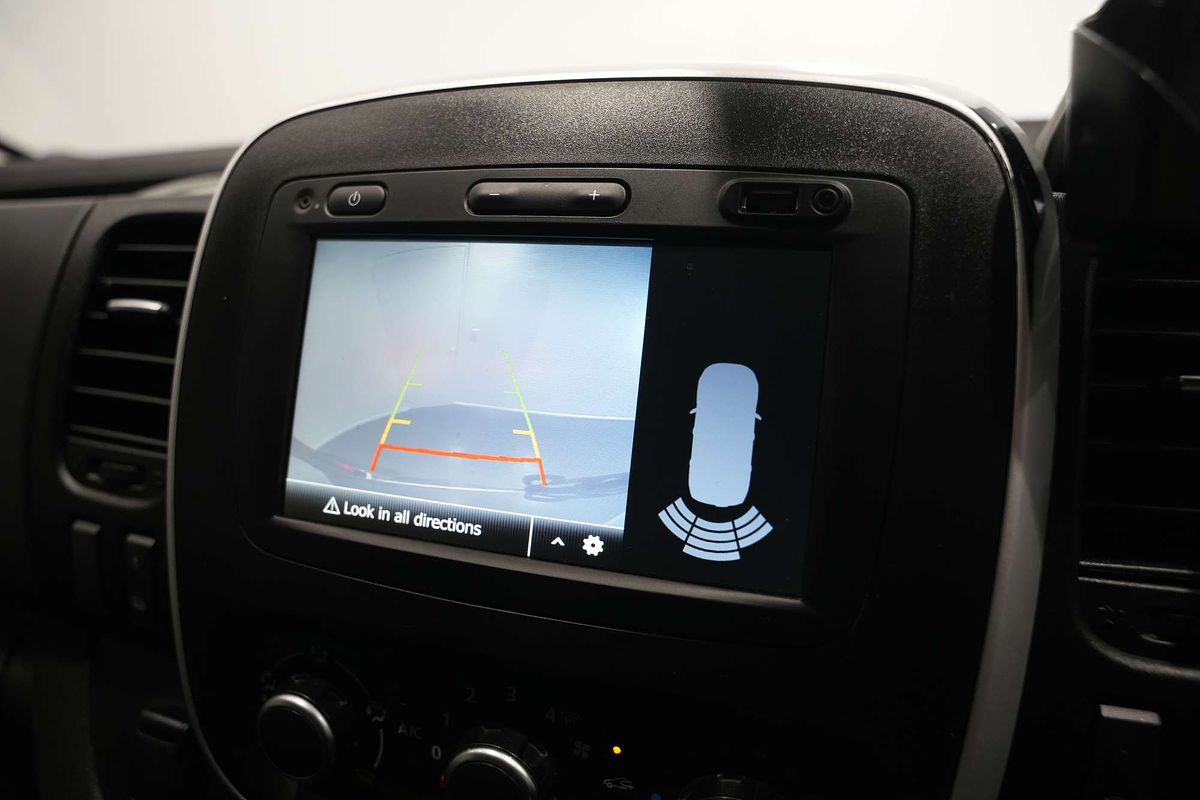 2021 Mitsubishi Express GLX SN SWB