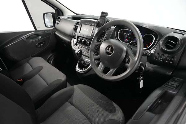 2021 Mitsubishi Express GLX SN SWB