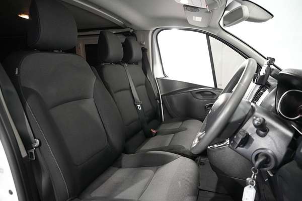 2021 Mitsubishi Express GLX SN SWB