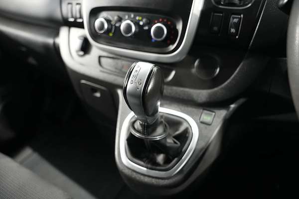 2021 Mitsubishi Express GLX SN SWB