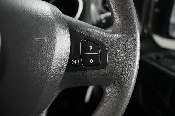 2021 Mitsubishi Express GLX SN SWB