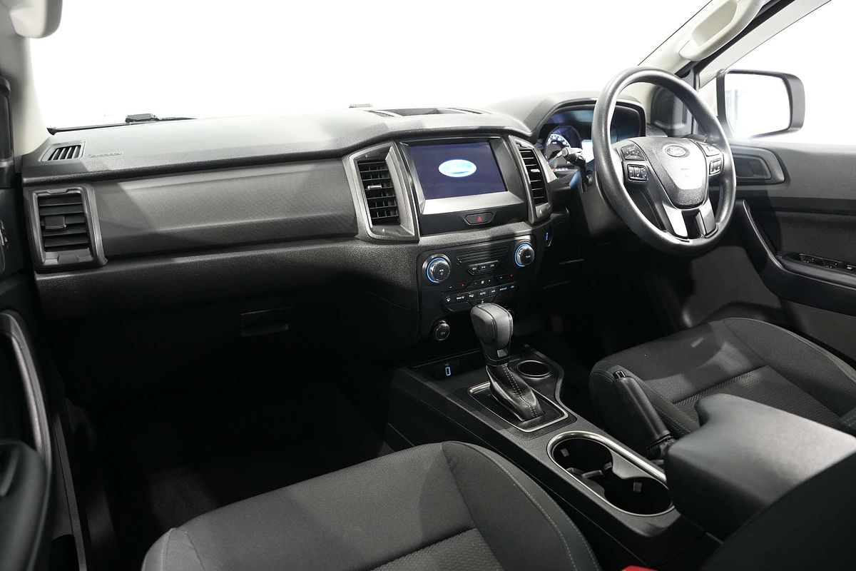 2022 Ford Everest Ambiente UA II 3.2L