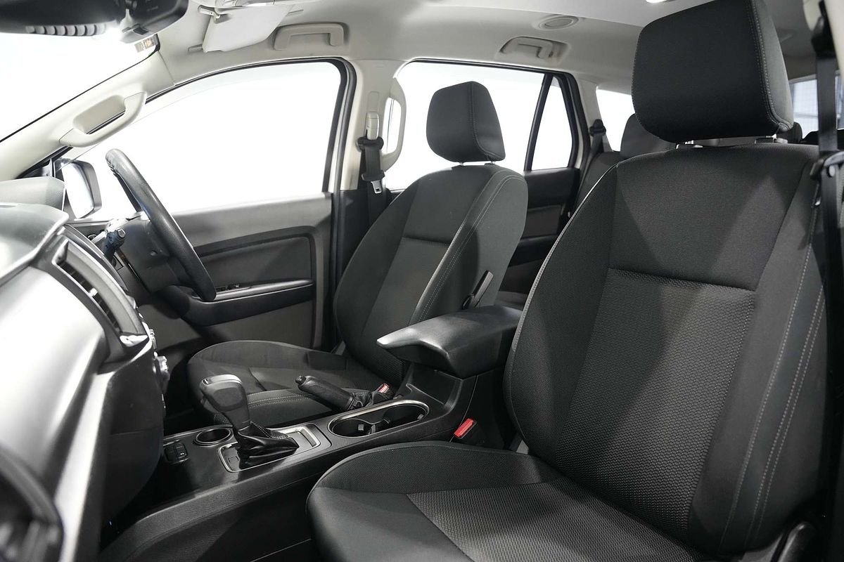 2022 Ford Everest Ambiente UA II 3.2L