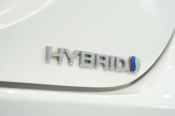 2018 Toyota Camry Ascent Sport AXVH71R