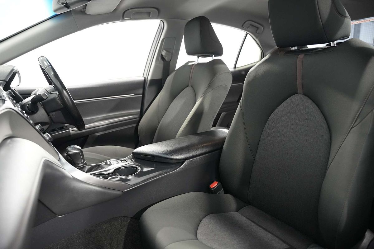 2018 Toyota Camry Ascent Sport AXVH71R