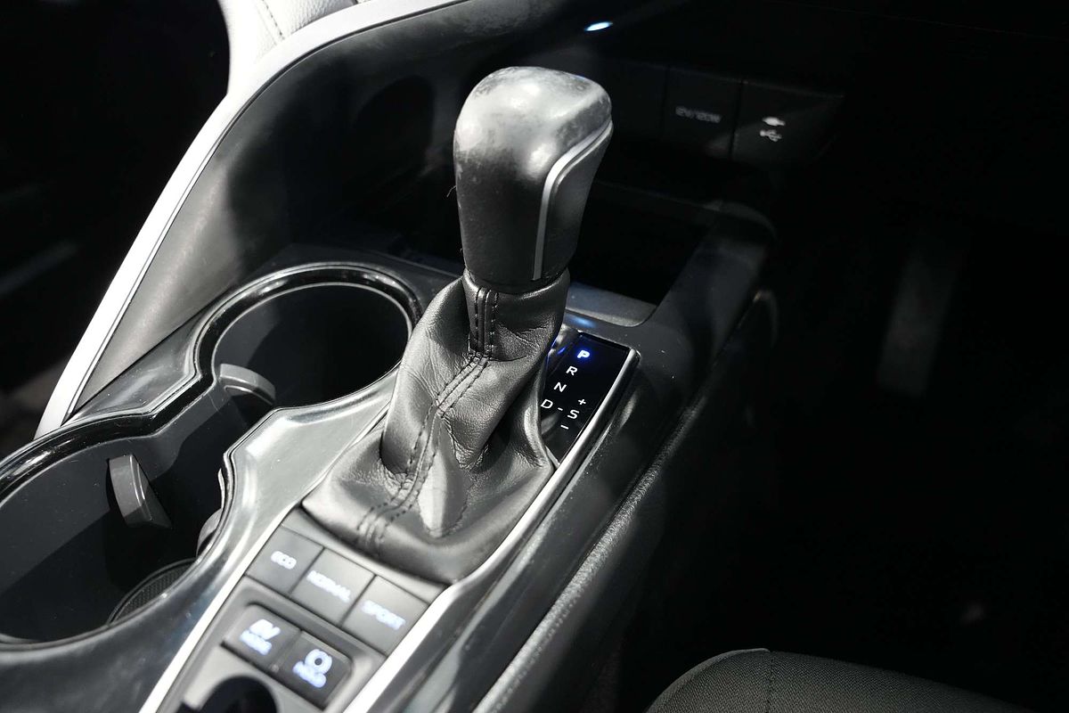 2018 Toyota Camry Ascent Sport AXVH71R