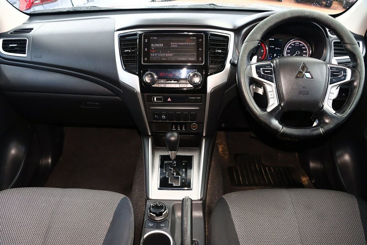 2019 Mitsubishi Triton GLS MR 4X4