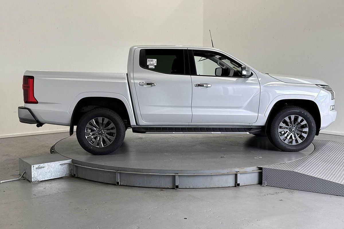 2025 Mitsubishi Triton GLS MV 4X4