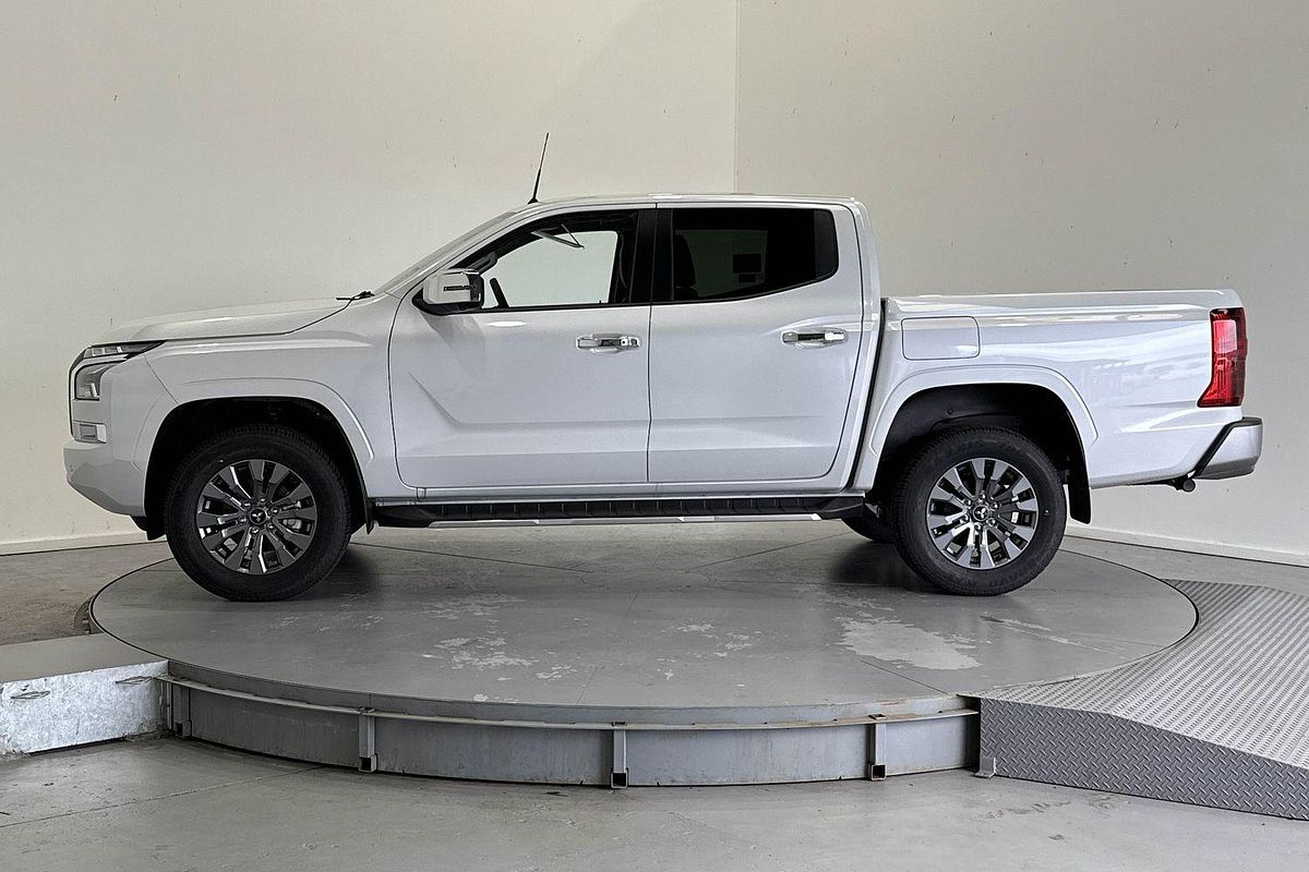 2025 Mitsubishi Triton GLS MV 4X4