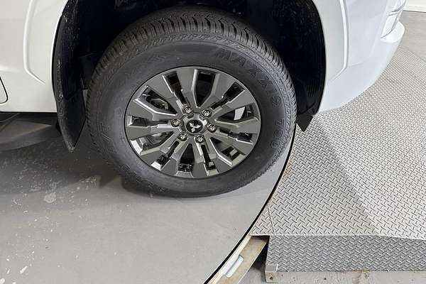 2025 Mitsubishi Triton GLS MV 4X4