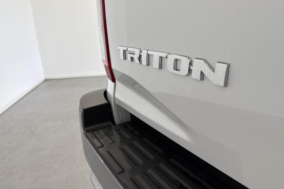 2025 Mitsubishi Triton GLS MV 4X4