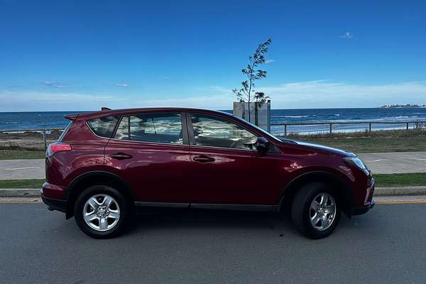 2017 Toyota RAV4 GX ZSA42R