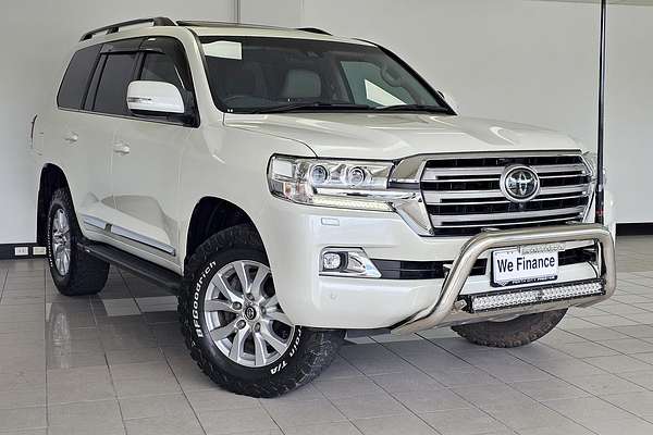 2018 Toyota Landcruiser Sahara VDJ200R
