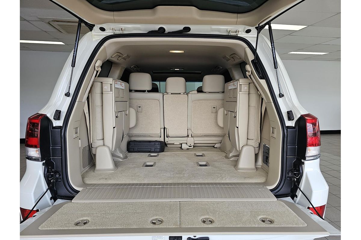 2018 Toyota Landcruiser Sahara VDJ200R