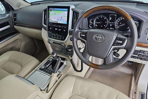2018 Toyota Landcruiser Sahara VDJ200R