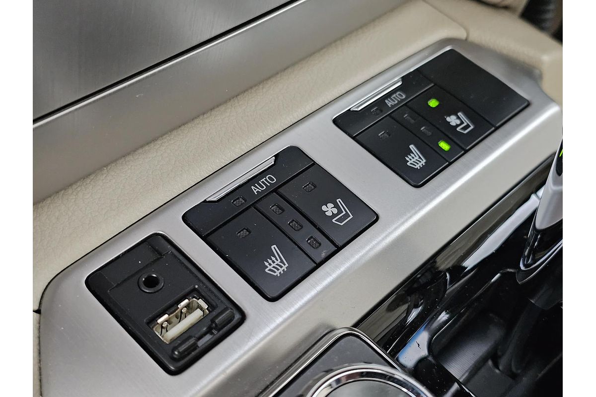 2018 Toyota Landcruiser Sahara VDJ200R