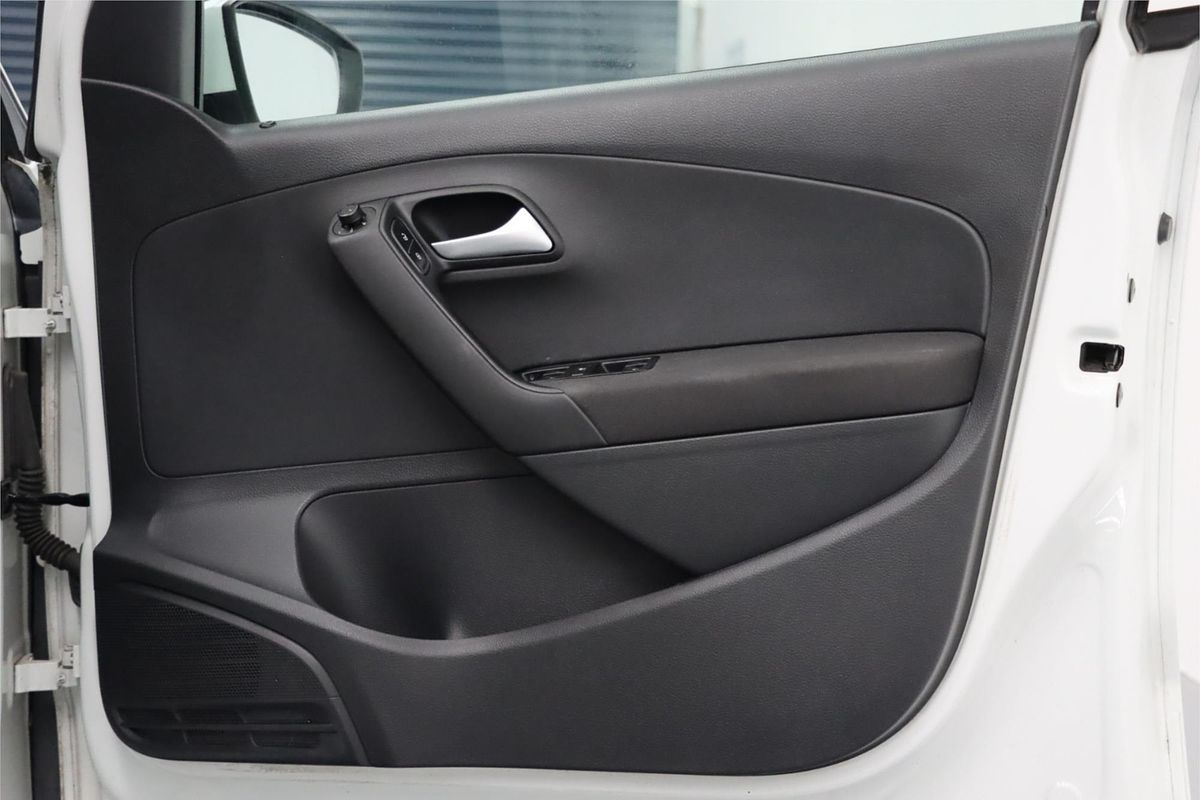 2015 Volkswagen Polo 66TSI Trendline 6R