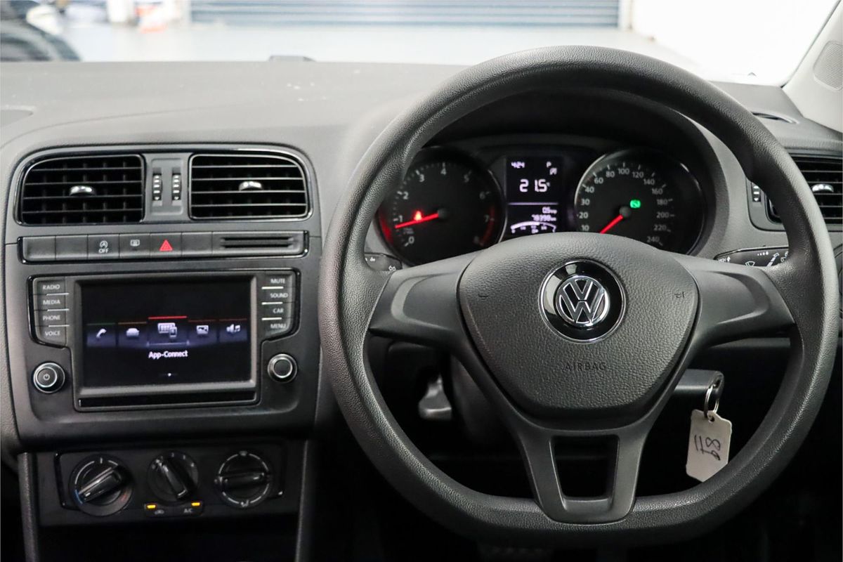 2015 Volkswagen Polo 66TSI Trendline 6R