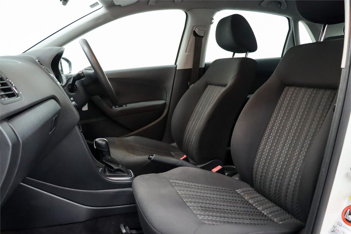 2015 Volkswagen Polo 66TSI Trendline 6R