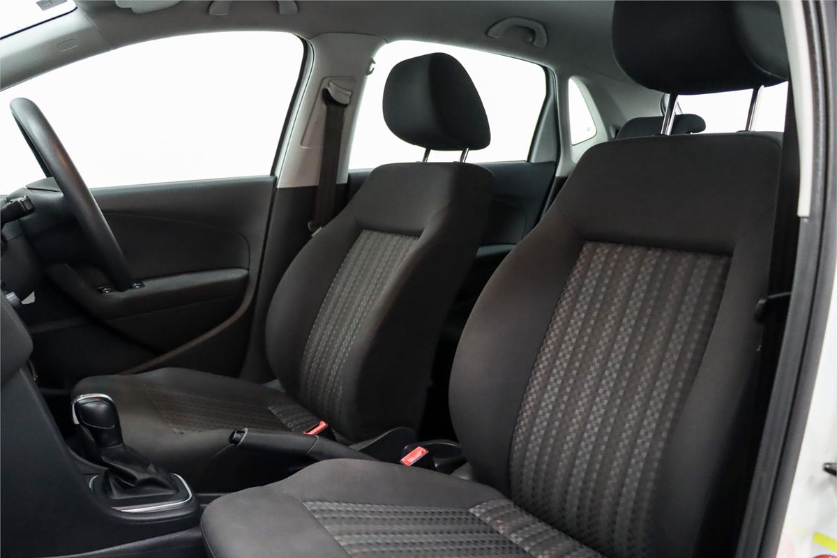 2015 Volkswagen Polo 66TSI Trendline 6R