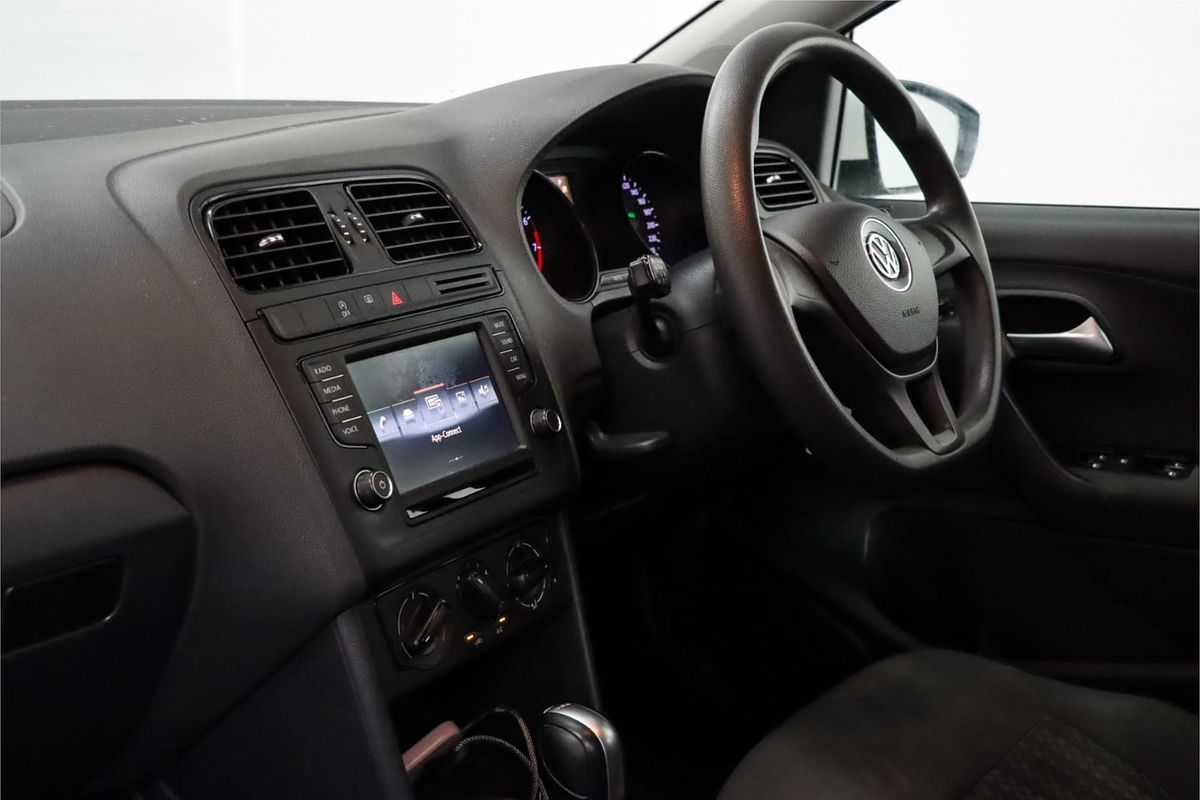 2015 Volkswagen Polo 66TSI Trendline 6R