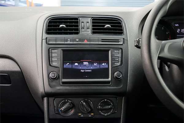 2015 Volkswagen Polo 66TSI Trendline 6R