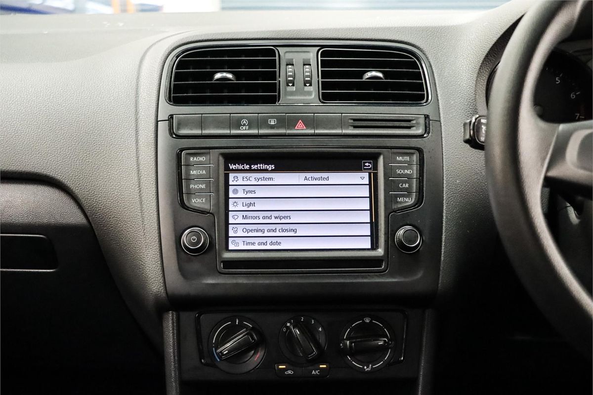 2015 Volkswagen Polo 66TSI Trendline 6R