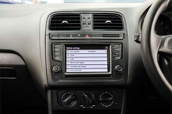 2015 Volkswagen Polo 66TSI Trendline 6R