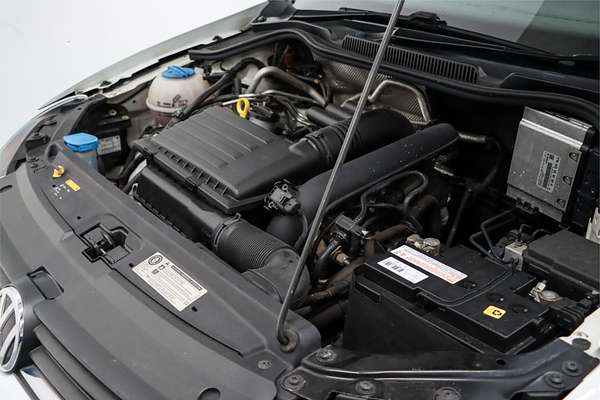 2015 Volkswagen Polo 66TSI Trendline 6R