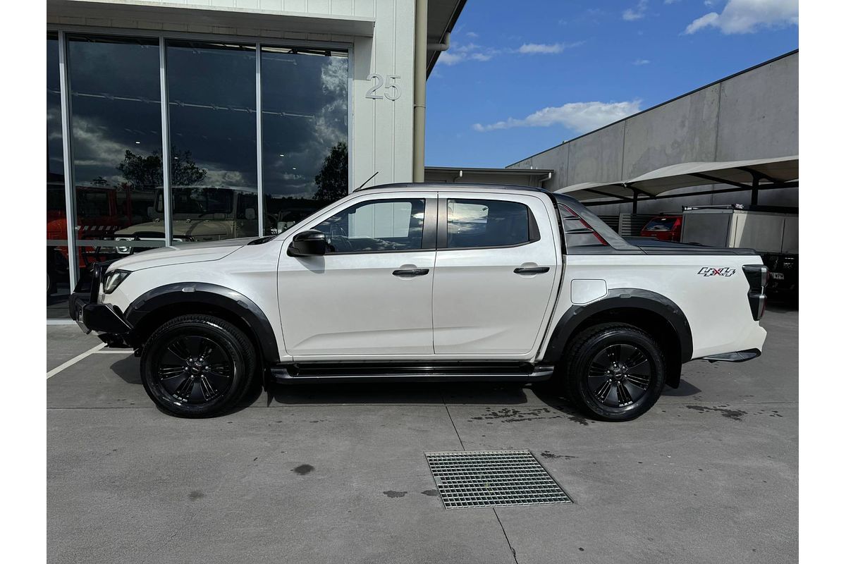 2022 Isuzu D-MAX X-TERRAIN