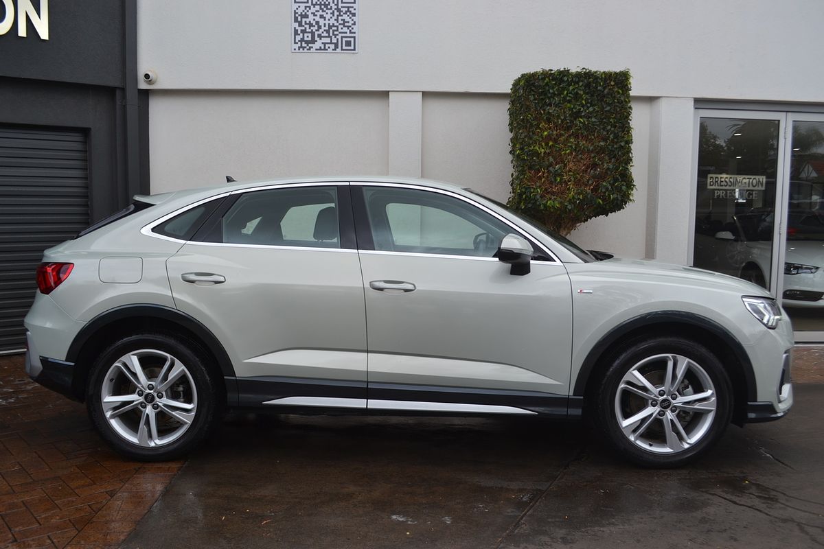 2023 Audi Q3 35 TFSI S line F3