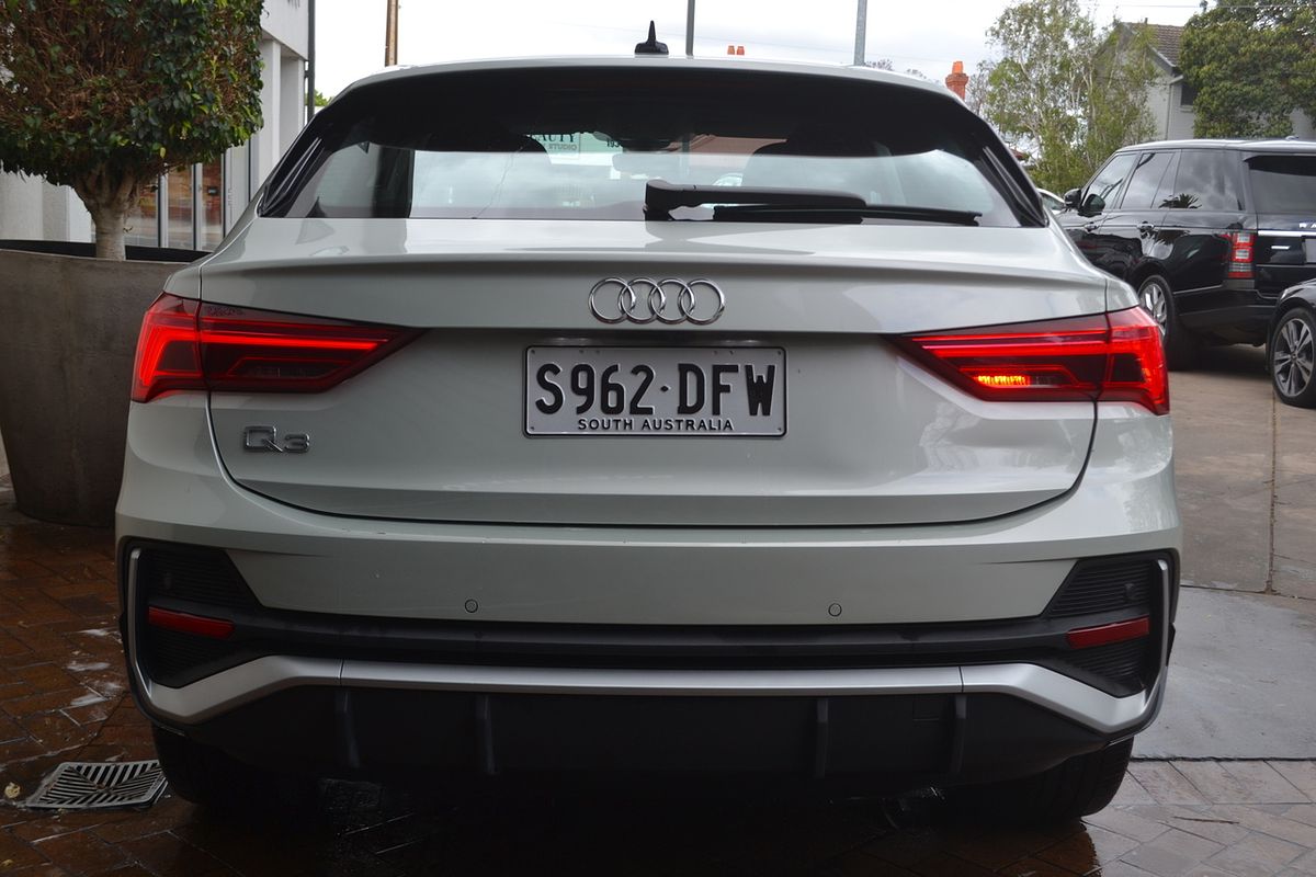 2023 Audi Q3 35 TFSI S line F3