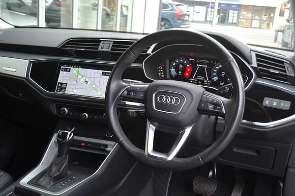 2023 Audi Q3 35 TFSI S line F3