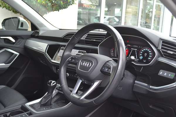 2023 Audi Q3 35 TFSI S line F3