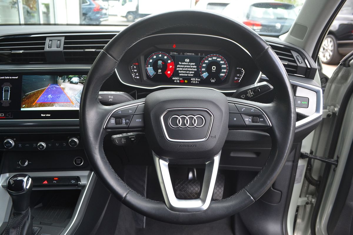 2023 Audi Q3 35 TFSI S line F3