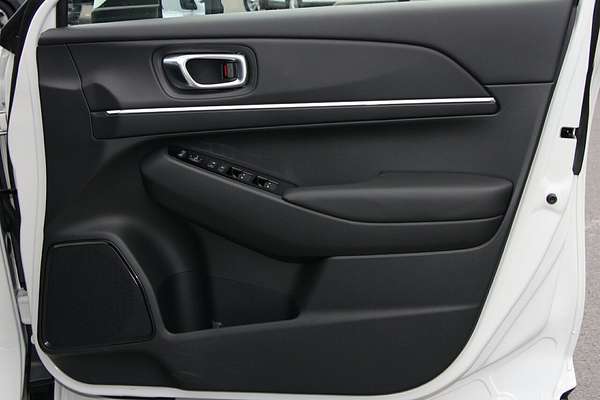 2023 Honda HR-V e:HEV L