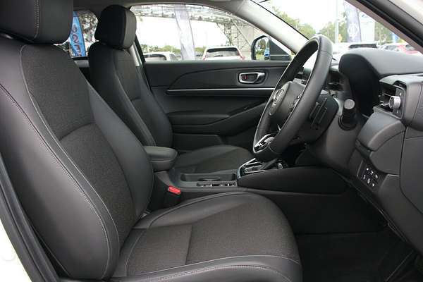 2023 Honda HR-V e:HEV L