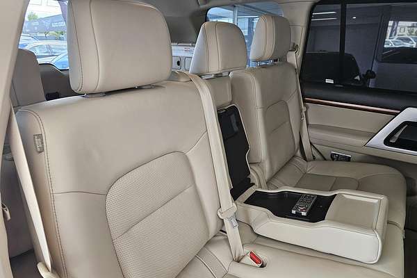 2018 Toyota Landcruiser Sahara VDJ200R