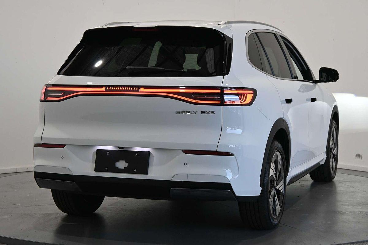 2025 Geely EX5 Inspire E245