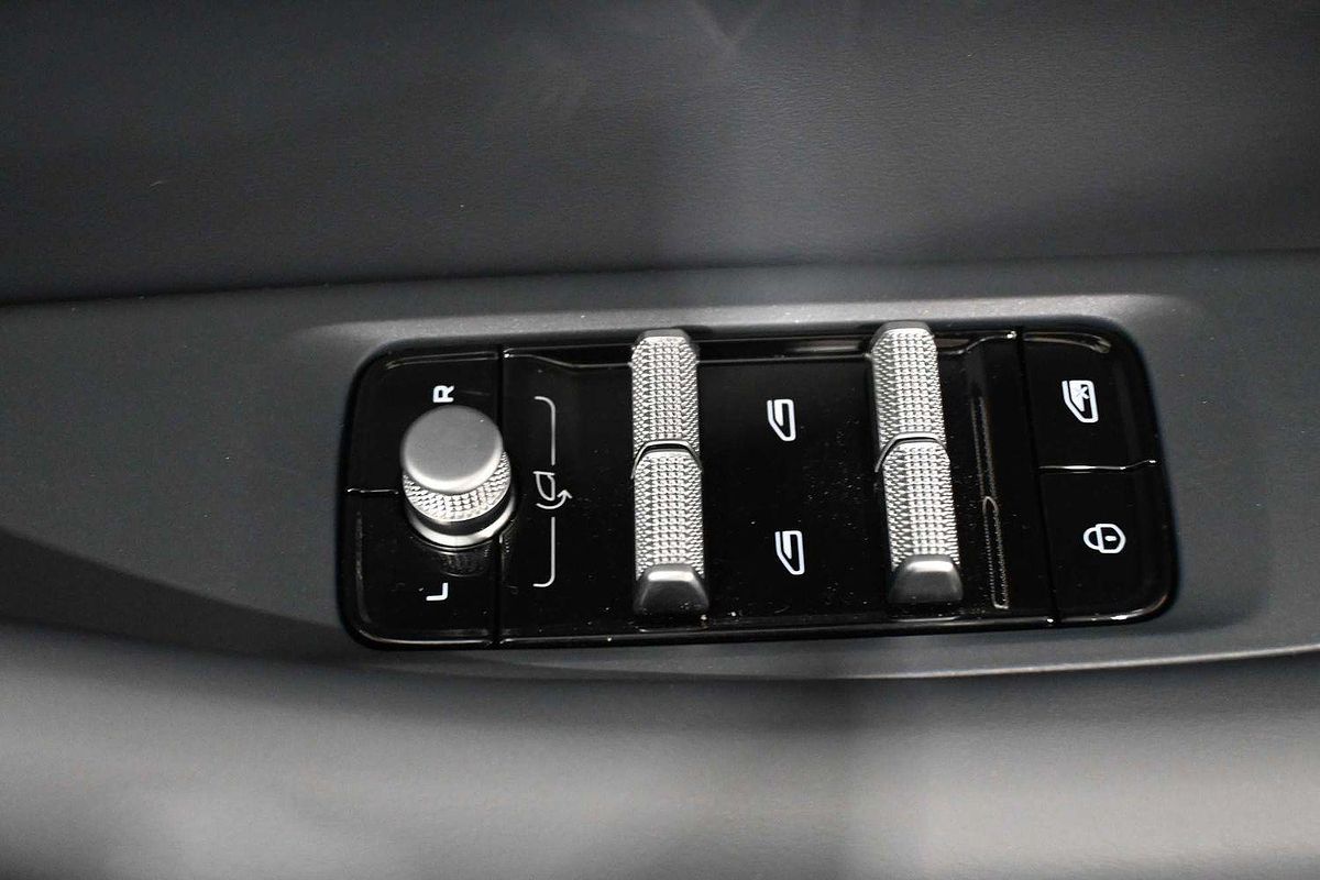 2025 Geely EX5 Inspire E245