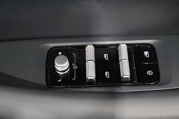 2025 Geely EX5 Inspire E245