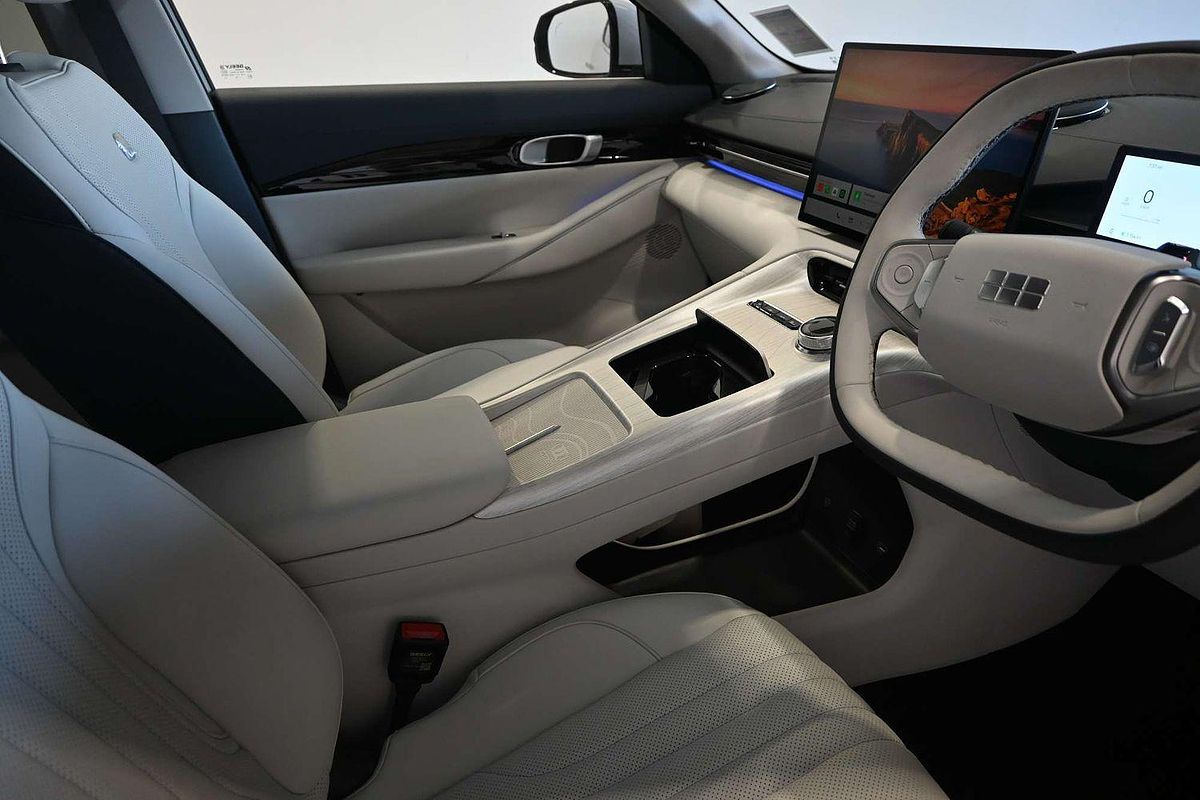 2025 Geely EX5 Inspire E245