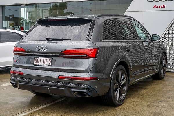 2024 Audi Q7 55 TFSI S line 4M