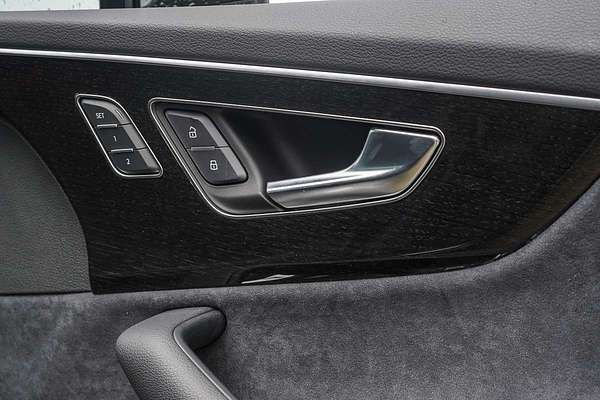 2024 Audi Q7 55 TFSI S line 4M
