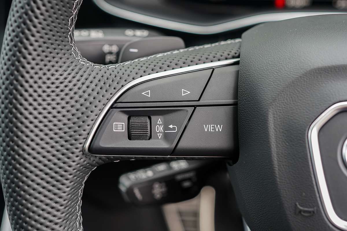 2024 Audi Q7 55 TFSI S line 4M