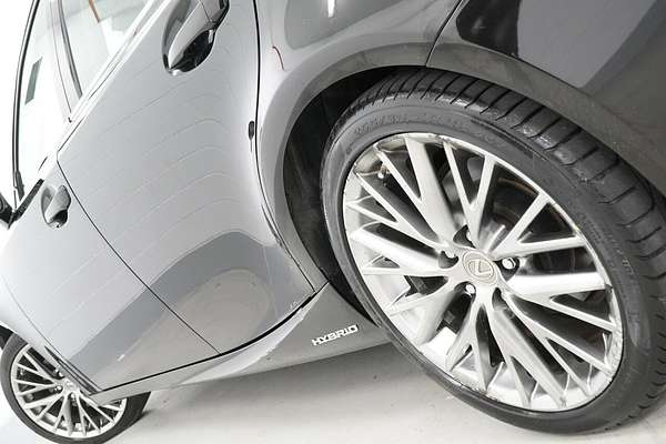 2015 Lexus IS IS300h Luxury AVE30R