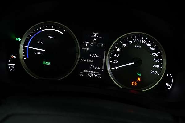 2015 Lexus IS IS300h Luxury AVE30R