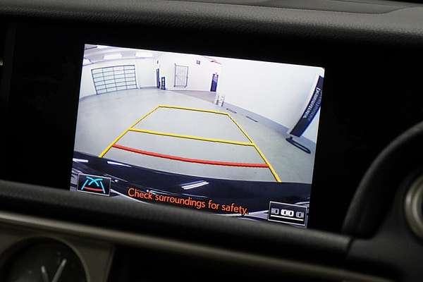 2015 Lexus IS IS300h Luxury AVE30R